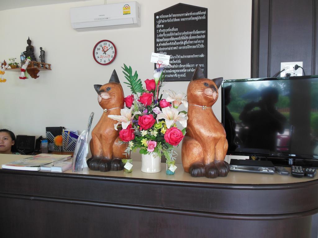 The Family Grand Hotel Udon Thani Bagian luar foto