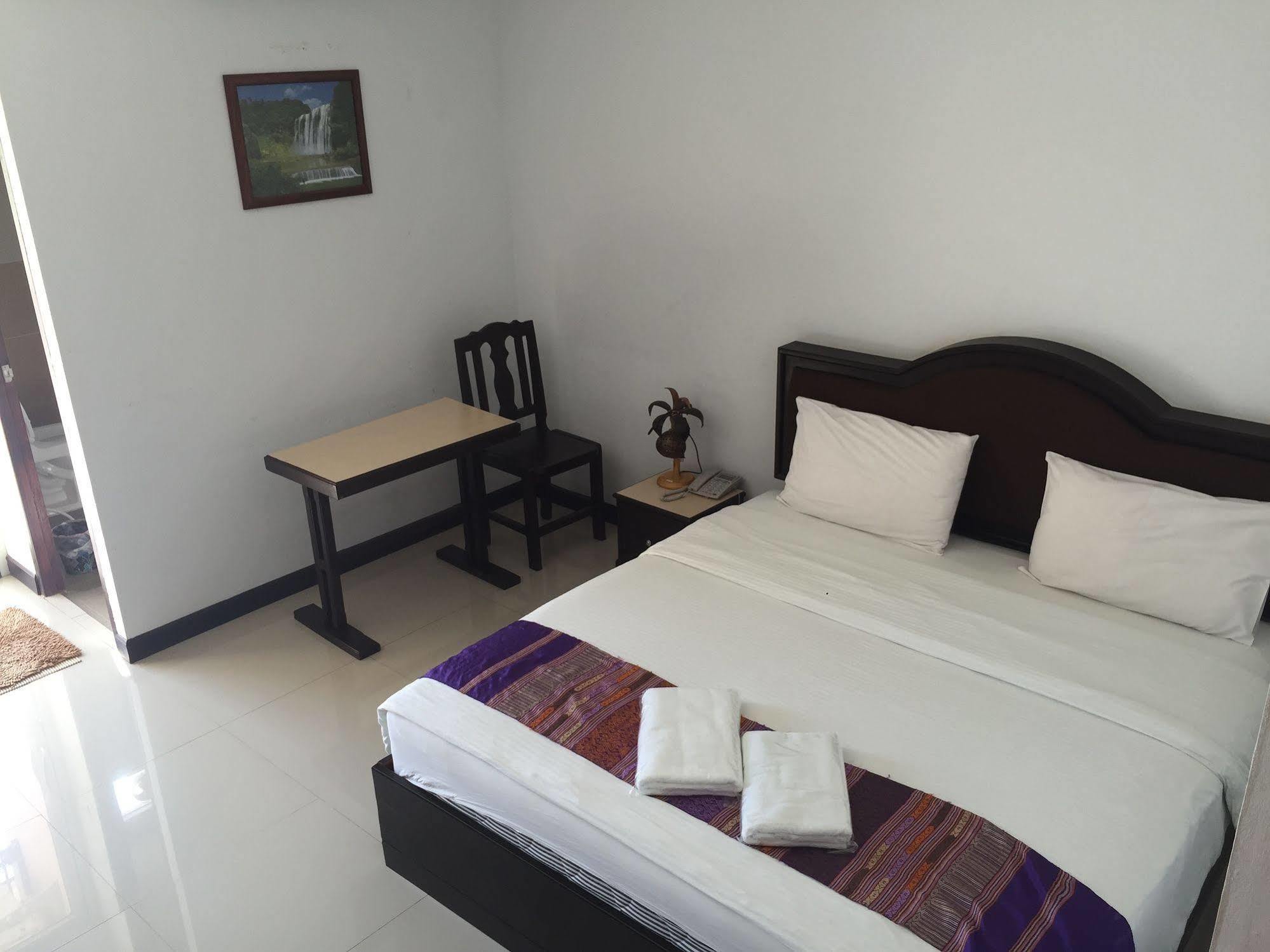 The Family Grand Hotel Udon Thani Bagian luar foto