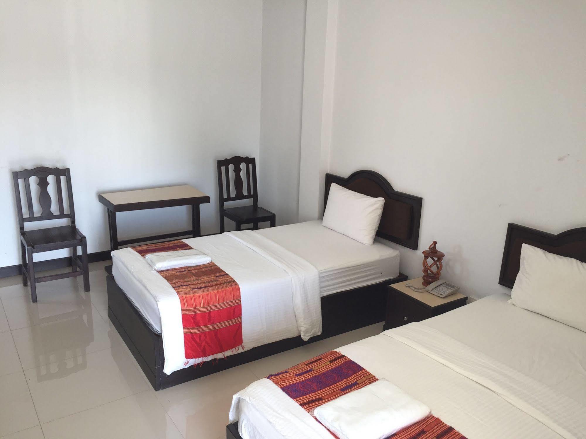 The Family Grand Hotel Udon Thani Bagian luar foto
